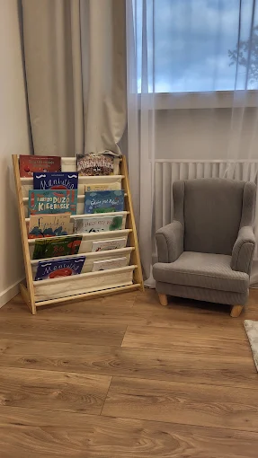 kącik książkowy 📚